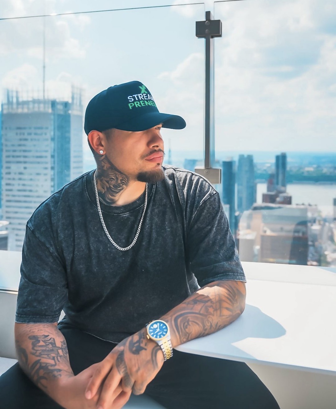 @djmiggzofficial — $15,000+/mo